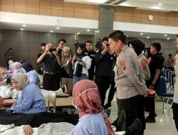 Polda Sumbar Gelar Donor Darah dan Pengobatan Gratis dalam Rangka HUT Humas ke-74