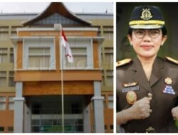Selamat Datang Kajati Baru Muhibuddin, Ibu Yuni Daru Winarsih Dapat Apresiasi Atas Pengabdian di Sumbar