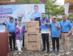 Walikota Padang Fadly Amran Hadiri Senam Masal Gebyar Kormi