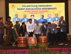 Wako Padang: Fadly Amran Tekankan Disiplin dan Prestasi pada Pelantikan Pengurus KONI Kota Padang