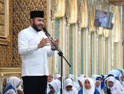 Walikota Padang”Fadly Amran Kenalkan Program Smart Surau di Hadapan Ribuan Jemaah BKMT se-Sumbar