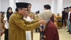 Ratusan Mahasiswa KKN Universitas UIN Padang Secara Resmi di Lepas Wawako Padang Maigus Nasir